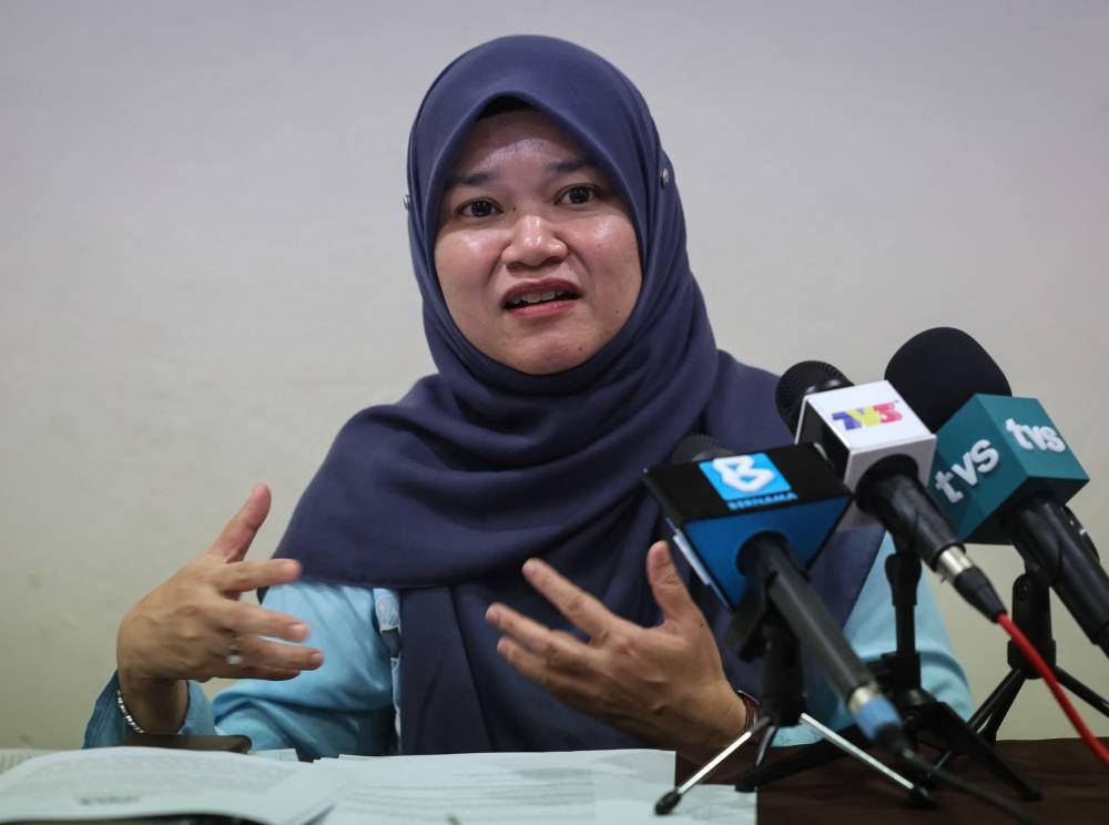 According to a report, Education Minister Fadhlina Sidek said the first phase will be in January and the second will happen in March when schooling begins for those in Standard 1. ― Bernama pic