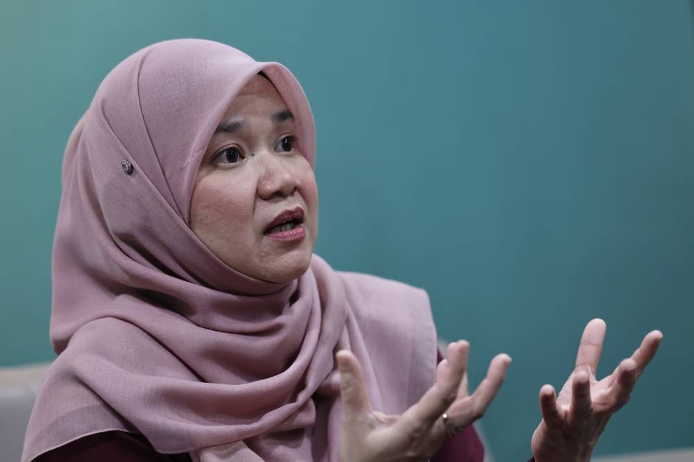 Fadhlina Sidek speaks during an interview with Bernama TV in Kuala Lumpur December 30, 2022. — Bernama pic