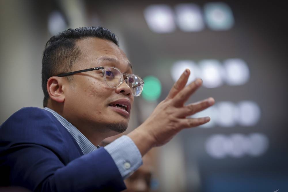 Nik Nazmi said greater transparency with regards to environmental issues is something the government will promote as the information shared will get better public involvement and better feedback. ― Bernama pic
