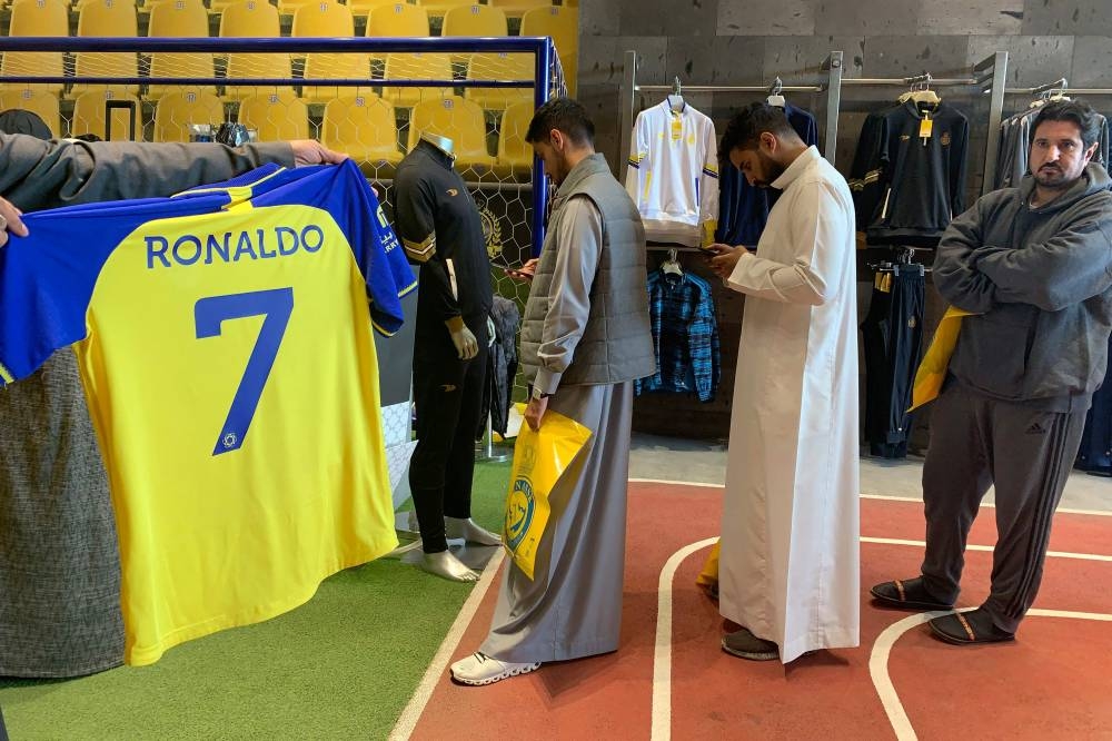 An unprecedented rush at the Al Nassr kit store started as soon as reports of the deal were leaked to the local press on Friday night — hours before the official announcement. — AFP pic