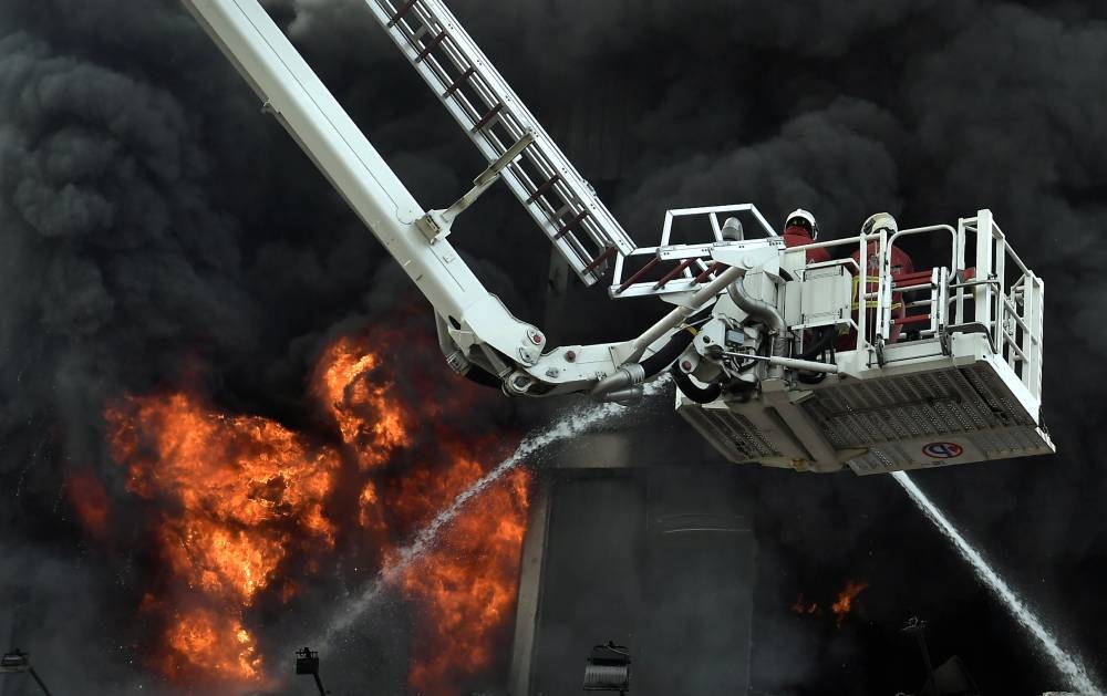 Wisma Jakel fire: K9 unit to be deployed tomorrow for forensic investigation says Selangor fire and rescue dept - Vimarsana News