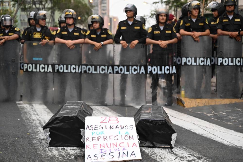 Peruvians clamour anew for president's removal - Vimarsana News