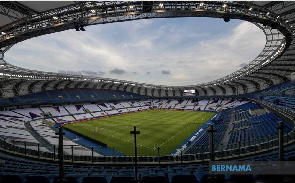 The Youth and Sports Ministry (KBS) has welcomed and appreciates Tunku Mahkota Johor Tunku Ismail Sultan Ibrahim’s offer of Sultan Ibrahim Stadium (pic) in Iskandar Puteri, Johor as an alternative venue for the Harimau Malaya squad. — Picture via Twitter/Bernama