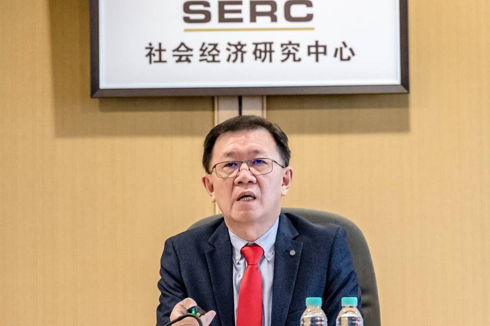 SERC executive director, Lee Heng Guie speaks during SERC Media Briefing and Press Conference on Quarterly Economy Tracker at Wisma Chinese Chamber January 9, 2023. —Picture by Firdaus Latif