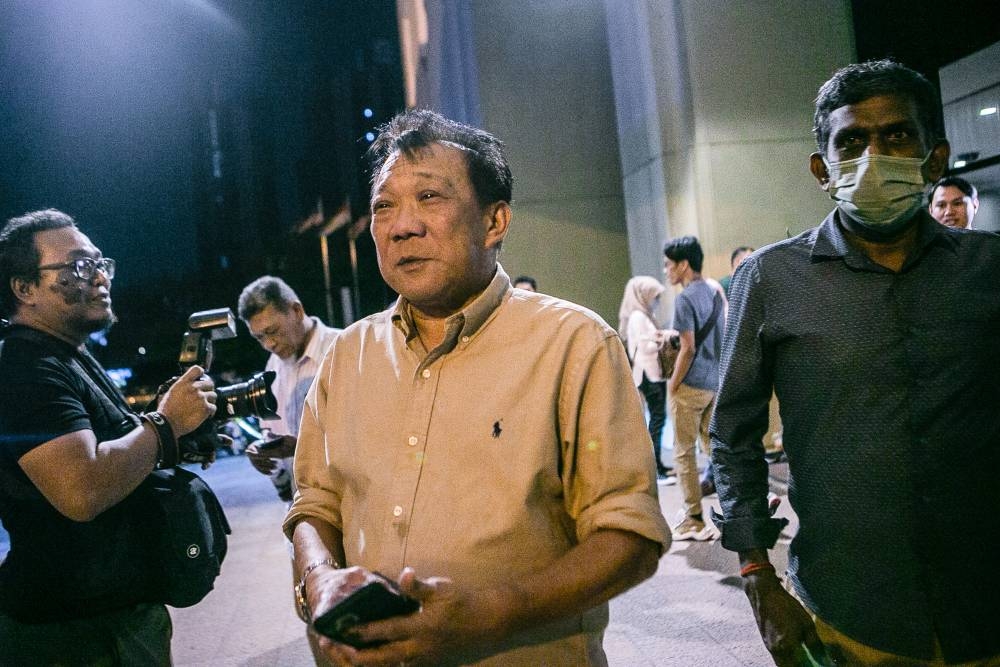 Sabah Umno liaison chief Datuk Seri Bung Moktar Radin says the two new state Cabinet appointees, including a deputy chief minister, should not be recognised as Sabah Umno assemblymen, as they do not represent the party. ― Picture by Hari Anggara