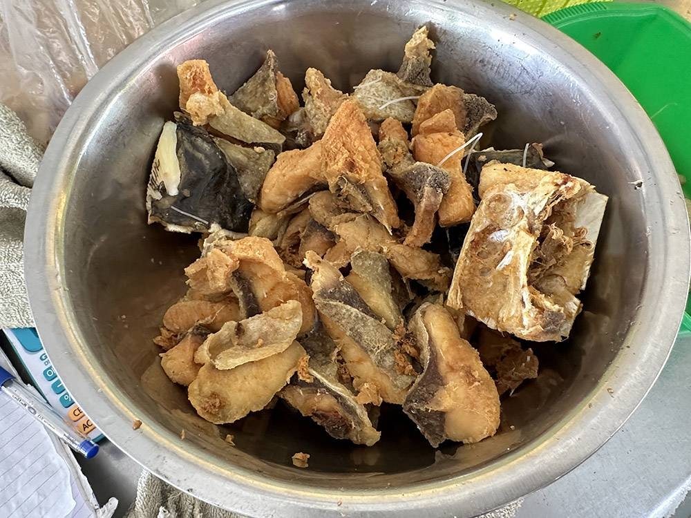 The,deep fried Song fish is incredibly fresh and tastes sweet.