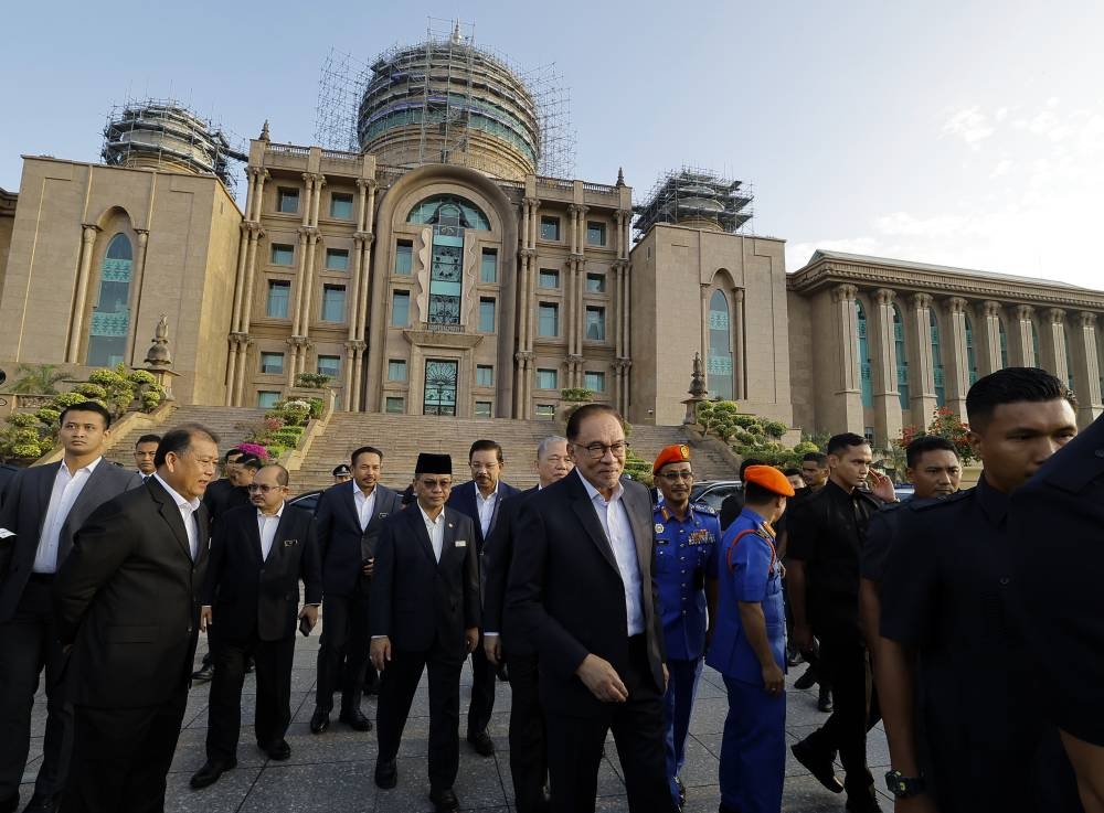 Prime Minister Datuk Seri Anwar Ibrahim arrives at the Perdana Putra building in Putrajaya January 16, 2023. — Bernama pic