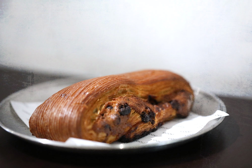 The flaky almond chocolate Swiss for those who can’t make up their minds.