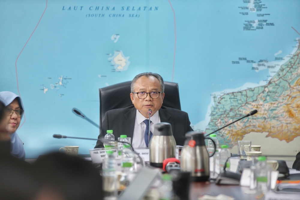 Suhakam chairman Datuk Rahmat Mohamad says the protection of children can only be effective with actual authority. ― Picture by Ahmad Zamzahuri