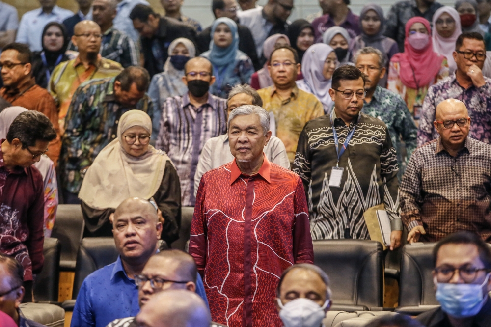 Deputy Prime Minister Datuk Seri Ahmad Zahid Hamidi arrives at Wisma Felcra in Setapak January 19, 2023. — Picture by Hari Anggara