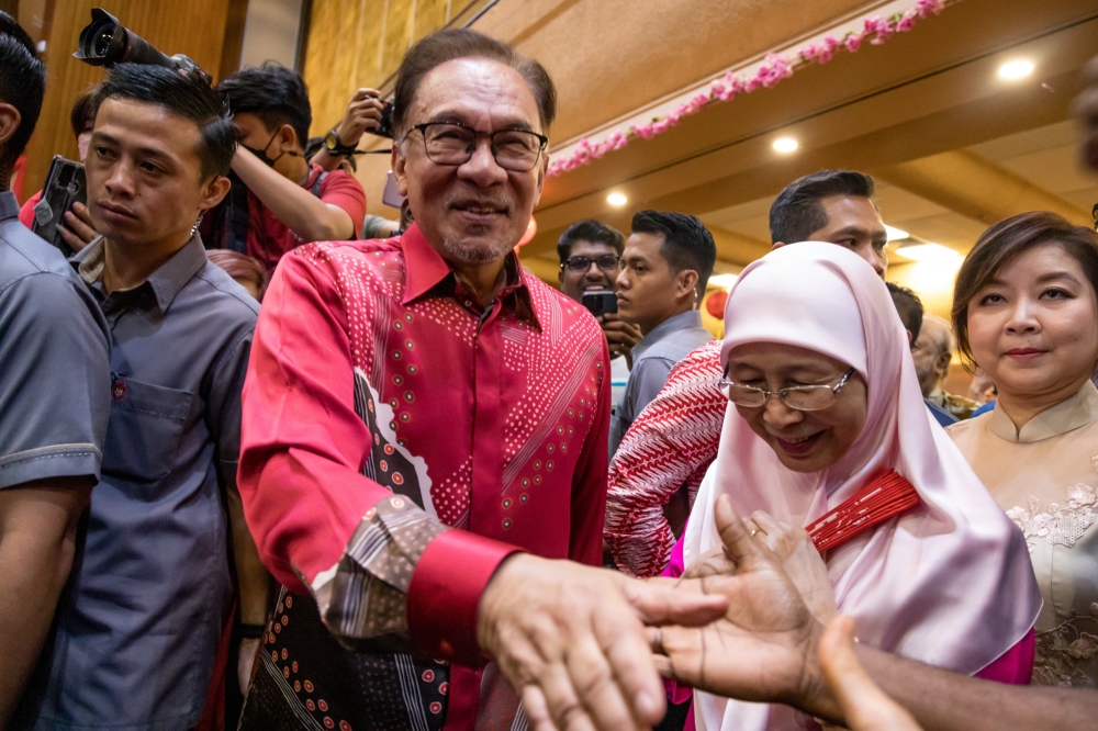 Prime Minister Datuk Seri Anwar Ibrahim attends the MCA Chinese New Year celebration at Wisma MCA in Kuala Lumpur January 22, 2023. — Picture by Firdaus Latif