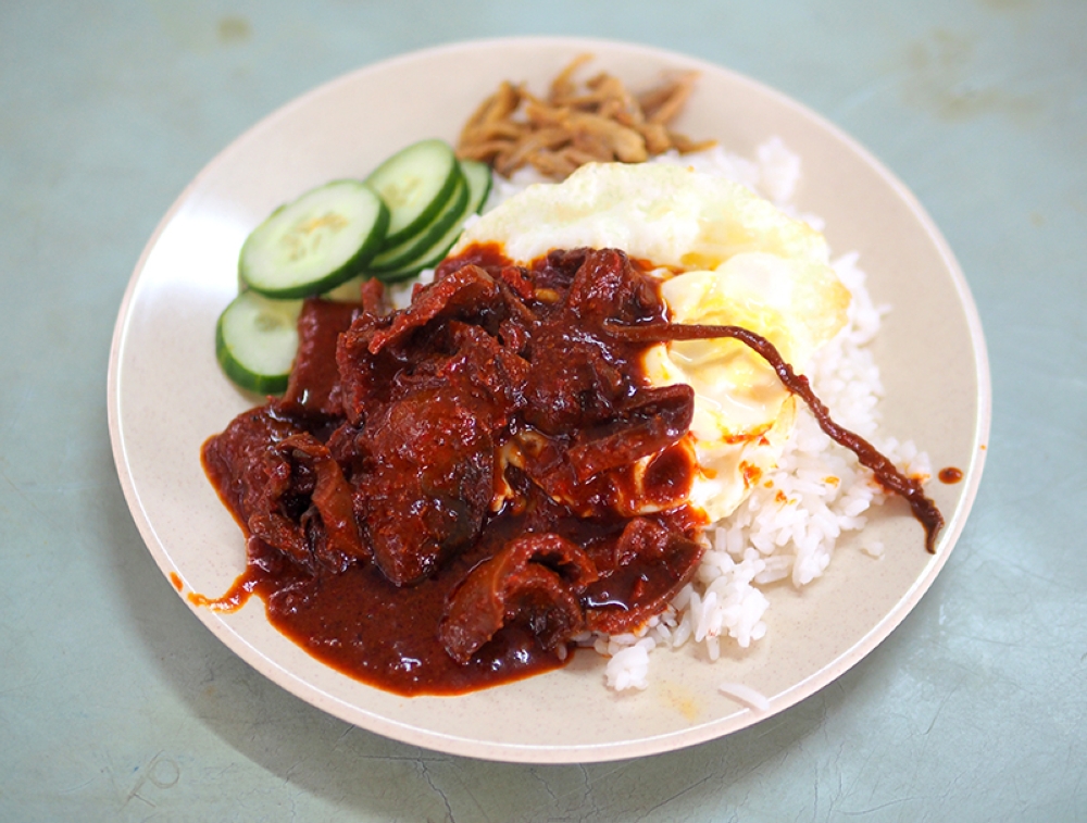 The crowd favourite is the 'sambal sotong' with a choice of fried egg or hard boiled egg