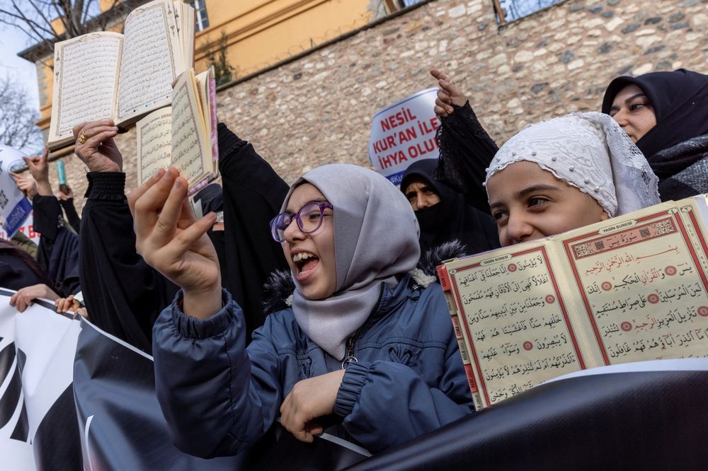 Cops warn against planned protests against Swedish Embassy over Quran-burning