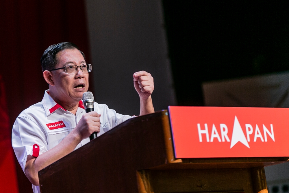 Lim Guan Eng dismissed Perlis lawmaker Datuk Seri Shahidan Kassim’s assertion that PN in its ‘green wave’ could ‘shake’ DAP’s hold since taking over Penang in Election 2008. — Picture by Hari Anggara