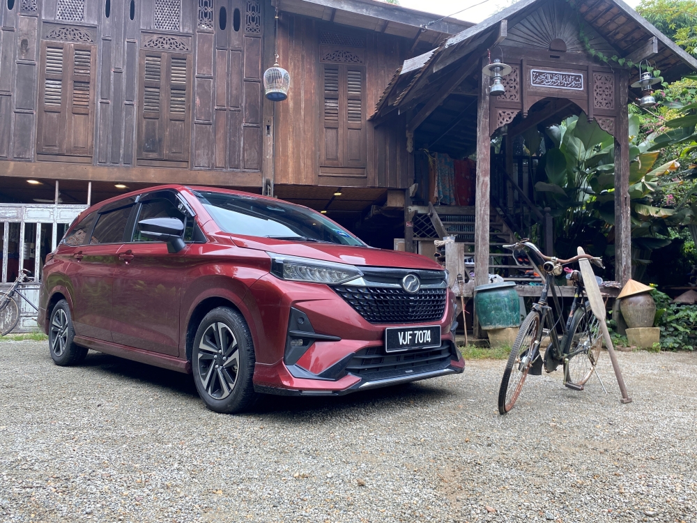 Yet another budget-friendly offering from Perodua comes in the form of the new Alza. — Picture by Amirul Hazmi