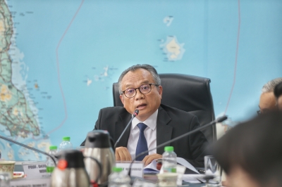 Suhakam expresses alarm over welfare of 36 children kept in immigration depot - Vimarsana News