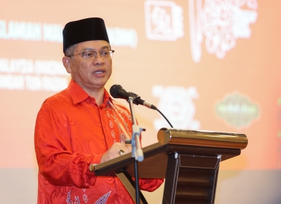 Mohd Na'im: Govt to intensify efforts to unite people regardless of background - Vimarsana News