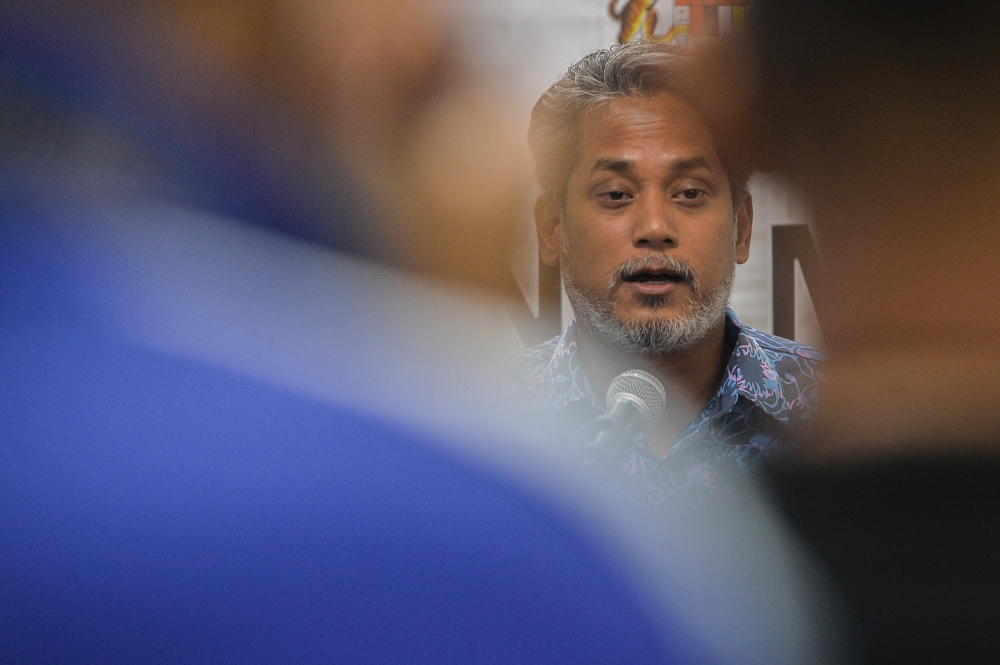 Khairy Jamaluddin revealed today that he was offered the Umno deputy president’s post in 2018 but had turned it down because he wanted a change in the party’s leadership. — Picture by Miera Zulyana