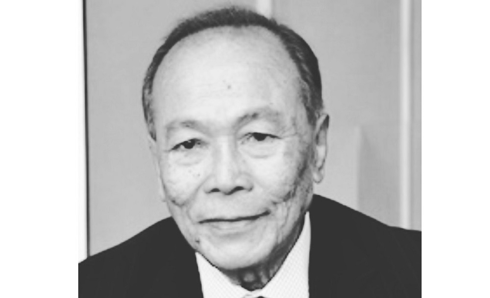 Former senator and Transparency International (TI) vice-chairman Tunku Abdul Aziz Ibrahim has died. He was 89. — Picture via Instagram/tengkuazman