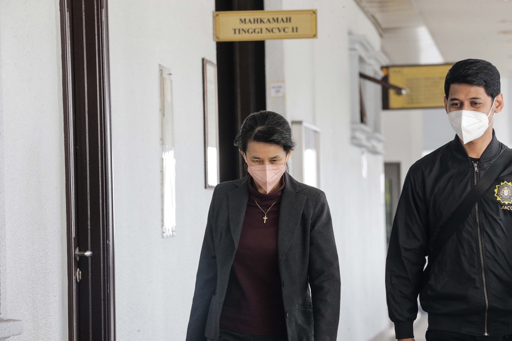 Former Ambank manager Joanna Yu is seen at the compound as she appears for the 1Malaysia Development Berhad (1MDB) case at Kuala Lumpur Court February 8, 2023. — Picture by Sayuti Zainudin 