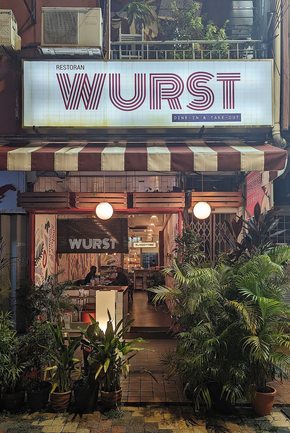 Look for the signage or the loose congregation of potted plants and you'll spot the place at Bangsar's Lucky Garden.
