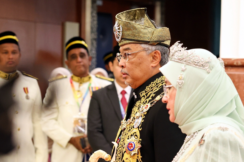 Yang di-Pertuan Agong Al-Sultan Abdullah Ri’ayatuddin Al-Mustafa Billah Shah and Raja Permaisuri Agong Tunku Hajah Azizah Aminah Maimunah Iskandariah arrive for the First Meeting of the Second Session of the 15th Parliament in Kuala Lumpur February 13, 2023. — Bernama pic