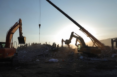 Rescuers dig for three survivors in rubble in Turkey a week after earthquake - Vimarsana News