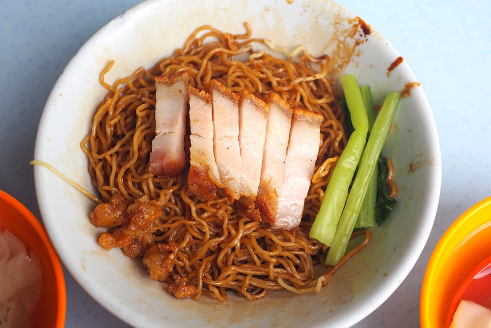 If you prefer, you can also get the noodles with crunchy roast pork.