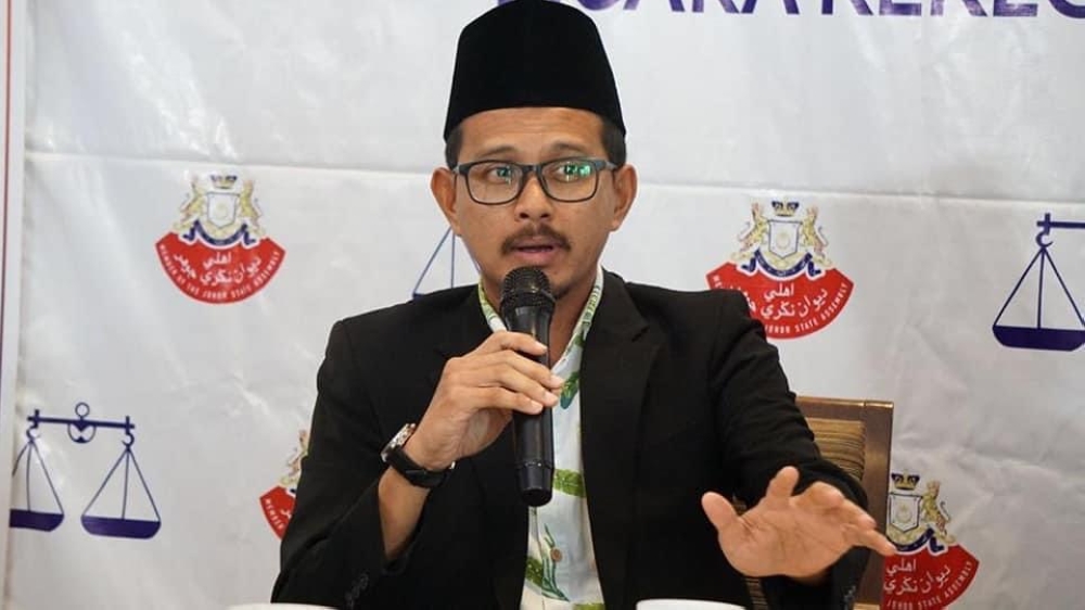 Johor Islamic Affairs Committee chairman Mohd Fared Mohd Khalid suggested for cultural groups to seek the views and advice from the religious affairs office prior to performing the Kuda Kepang dance at any public events. Feb 18, 2023. — Picture from Facebook