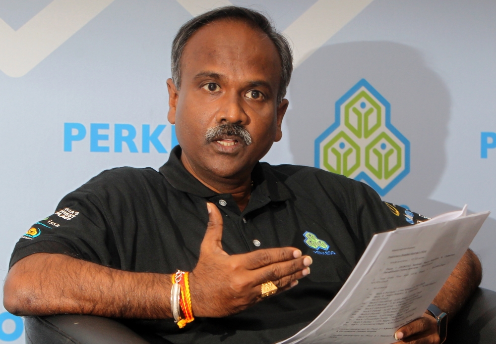 Human Resources Minister V. Sivakumar speaks at a press conference on Socso National Neuro-Robotics and Cybernics Centre project in Ipoh February 19, 2023. — Bernama pic