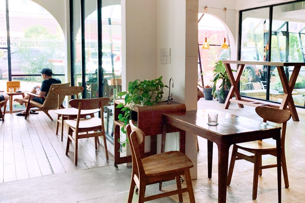 Enjoy your fine French pastries in the comfort of Sweet Blossom’s well-lit café.