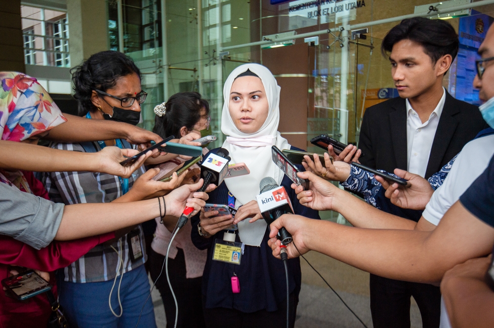 Dr Qashira speaks to the media after a townhall session between the Health Ministry and contract doctors in Putrajaya February 22, 2023. — Picture by Shafwan Zaidon