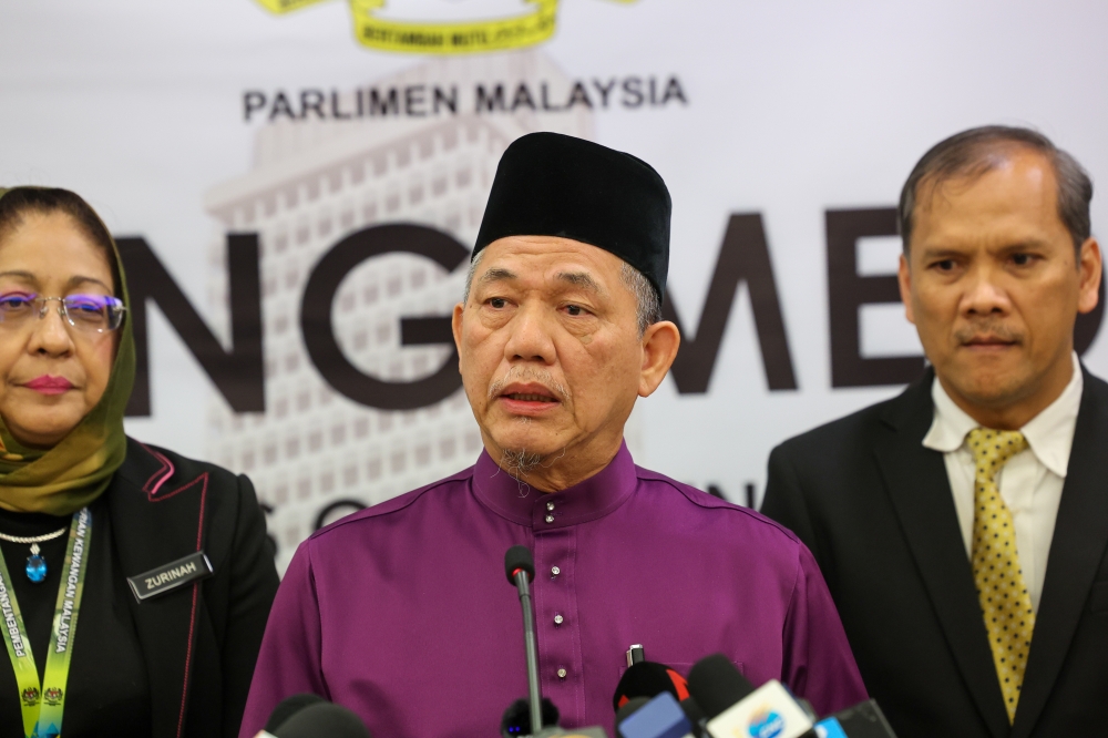 Deputy Prime Minister Datuk Seri Fadillah Yusof assured that the issues related to the Malaysia Agreement 1963 (MA63) will be resolved in a collaborative and inclusive manner to benefit both Sabah and Sarawak. — Bernama pic