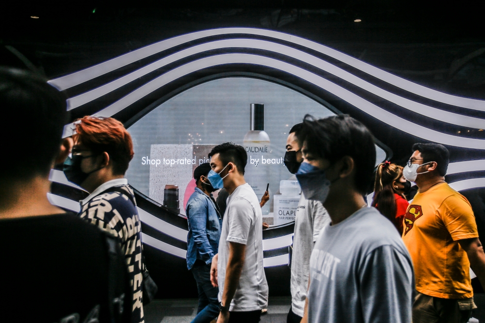 The coronavirus pandemic likely arose from a Chinese laboratory leak, the US Department of Energy now says according to media, although the White House maintained yesterday that American intelligence remained divided on the issue. — Picture by Hari Anggara