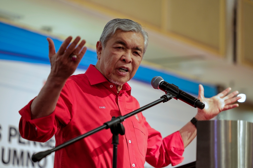 Umno president Datuk Seri Ahmad Zahid Hamidi announcing the names of candidates for the Umno elections in Kuala Lumpur March 2, 2023. — Bernama pic