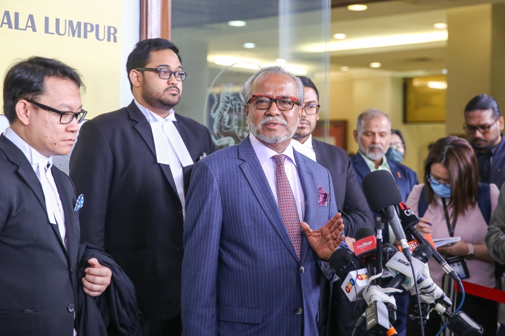 Tan Sri Shafee Abdullah speaks during a news conference at the Kuala Lumpur Court Complex, March 3, 2023. — Picture by Yusof Mat Isa