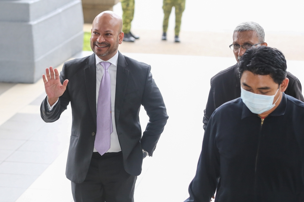 Former 1MDB president Arul Kanda Kandasamy arrives at the Kuala Lumpur Court Complex March 3, 2023. — Picture by Yusof Mat Isa