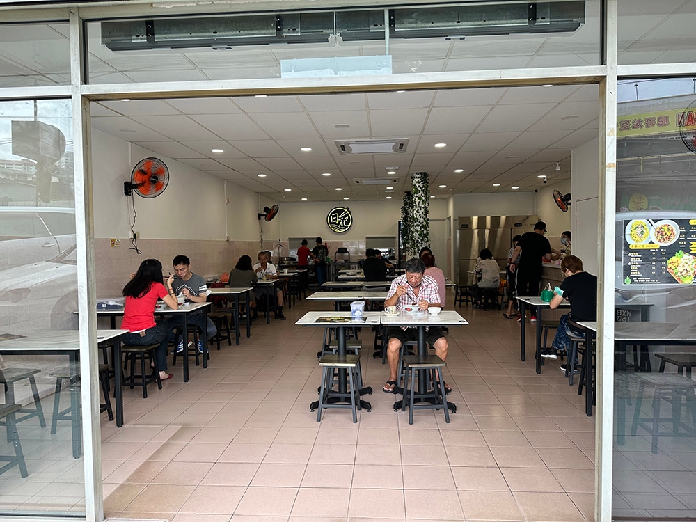 The place is just a simple, comfortable set-up for a quick meal.