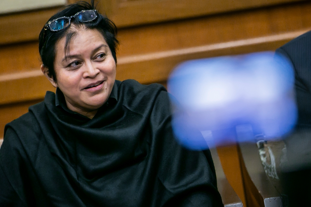Minister in the Prime Minister’s Department (Law and Institutional Reform) Datuk Seri Azalina Othman Said said the government was committed to promised legal reforms that would force it to be more accountable and transparent. — Picture by Hari Anggara
