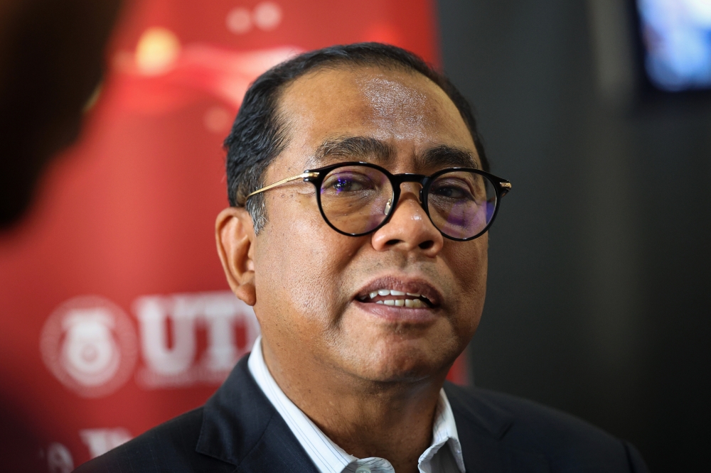 Higher Education Minister Datuk Seri Mohamed Khaled Nordin giving a press conference after witnessing at a memorandum of understanding (MoU) between Universiti Teknologi Malaysia (UTM) and Mastercard at the Razak Tower Seminar Hall, UTM, Kuala Lumpur, March 7, 2023. — Bernama pic