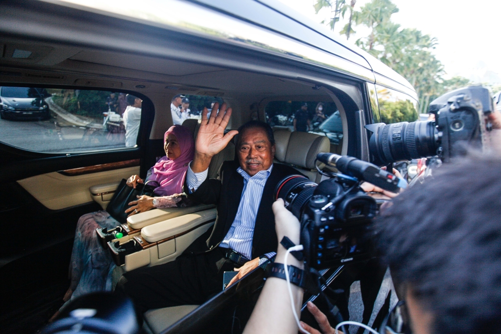 Tan Sri Muhyiddin Yassin arrives at the Kuala Lumpur Court complex March 10. 2023. — Picture by Sayuti Zainudin