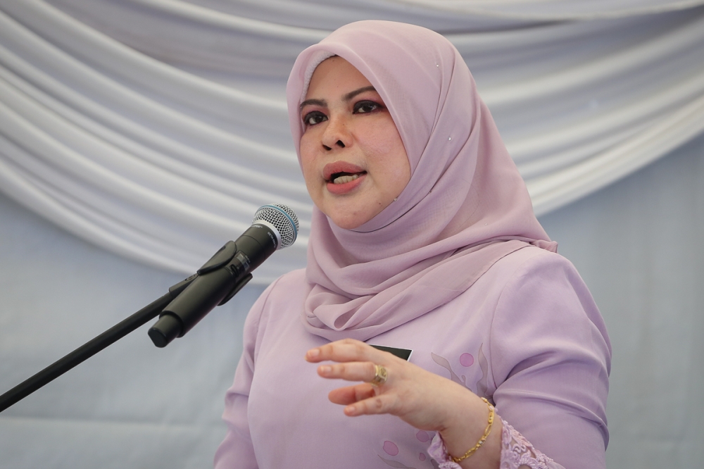 Srikandi chief Datuk Seri Rina Mohd Harun urged the wing to work harder to secure victory for Perikatan Nasional (PN) in the upcoming state elections. — Picture by Yusof Mat Isa