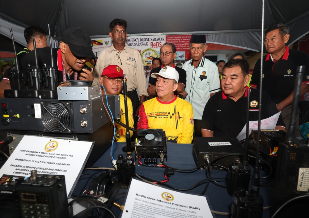 Deputy Prime Minister Datuk Seri Fadillah Yusof at the Petra Jaya Community Fire Brigade Carnival 2023 in Kuching March 11, 2023. — Bernama pic