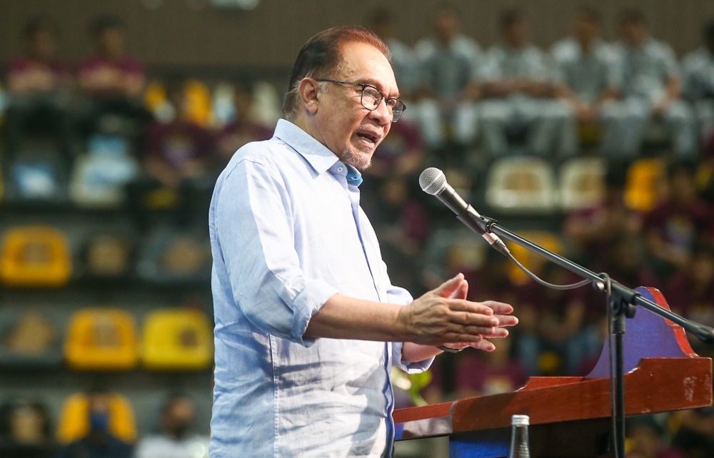 Prime Minister Datuk Seri Anwar Ibrahim speaks during the World Water Day 2023 celebrations at Stadium Indera Mulia in Ipoh March 11, 2023. ― Picture by Farhan Najib