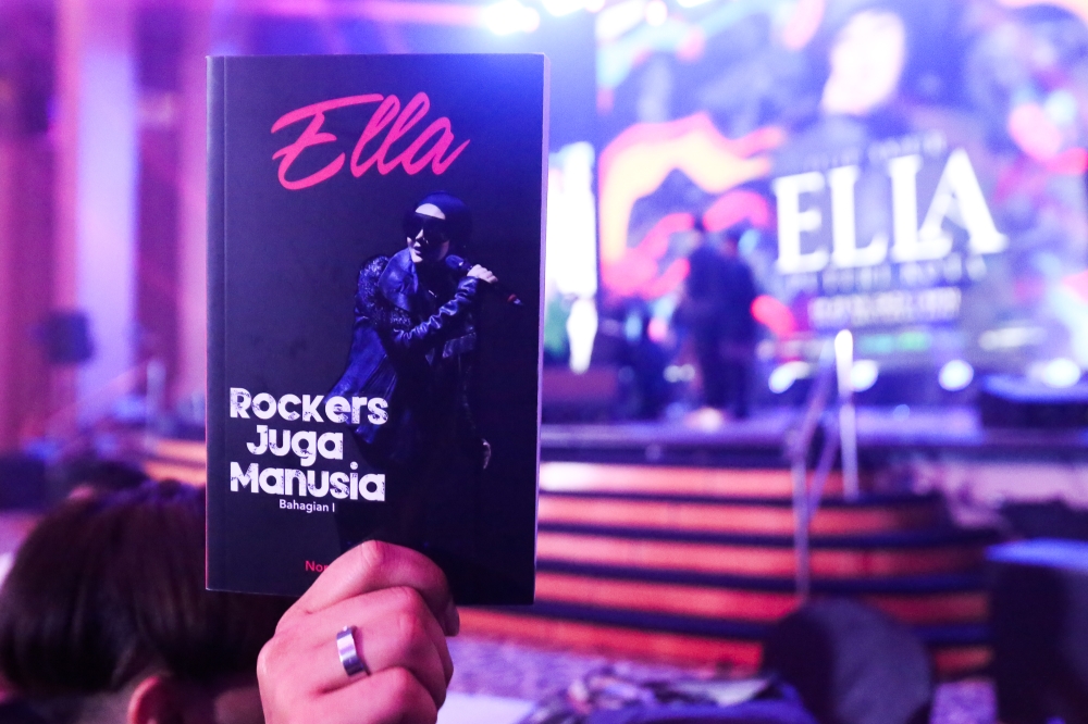 Ella will also be launching her own book titled Rockers Juga Manusia exclusively at her Jilid Akhir: Ella Puteri Kota concert this June 10. -- Picture by Choo Choy May.