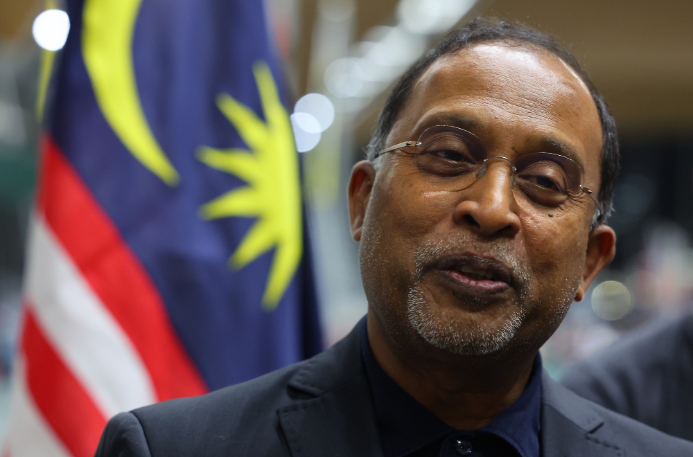 Foreign Minister Datuk Seri Zambry Abd Kadir will lead Malaysia’s delegation for a working visit to three important Commonwealth events in London. — Bernama pic