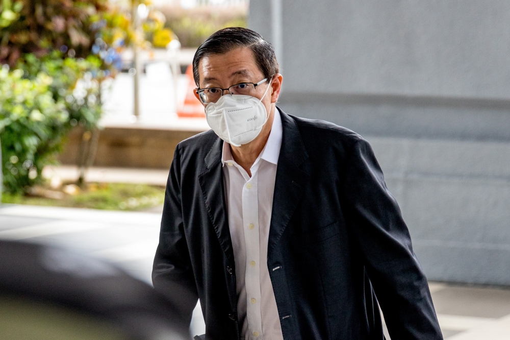 Lim Guan Eng (pic) issued a reminder that he will sue the Bersatu president for defamation if no satisfactory response is given within a week. — Picture by Firdaus Latif