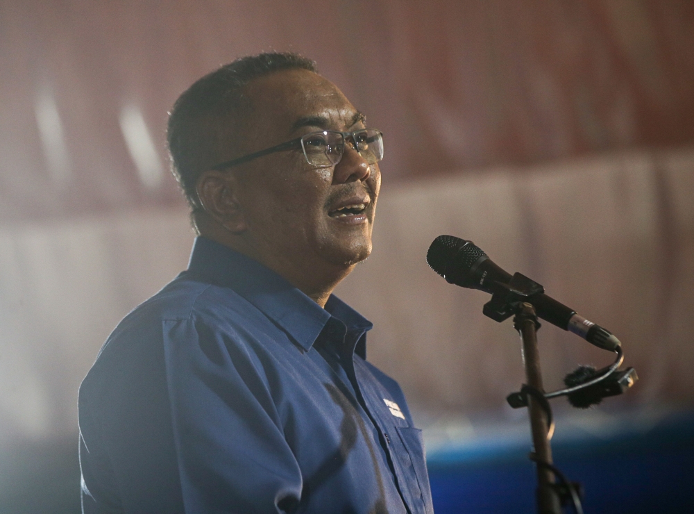 Kedah Menteri Besar Datuk Seri Muhammad Sanusi Md Nor has stressed that he had no malicious intent and did not slander Prime Minister Datuk Seri Anwar Ibrahim when speaking during the ‘Jelajah PN (Perikatan Nasional) Best Tambun’ election campaign last year. — Picture by Farhan Najib