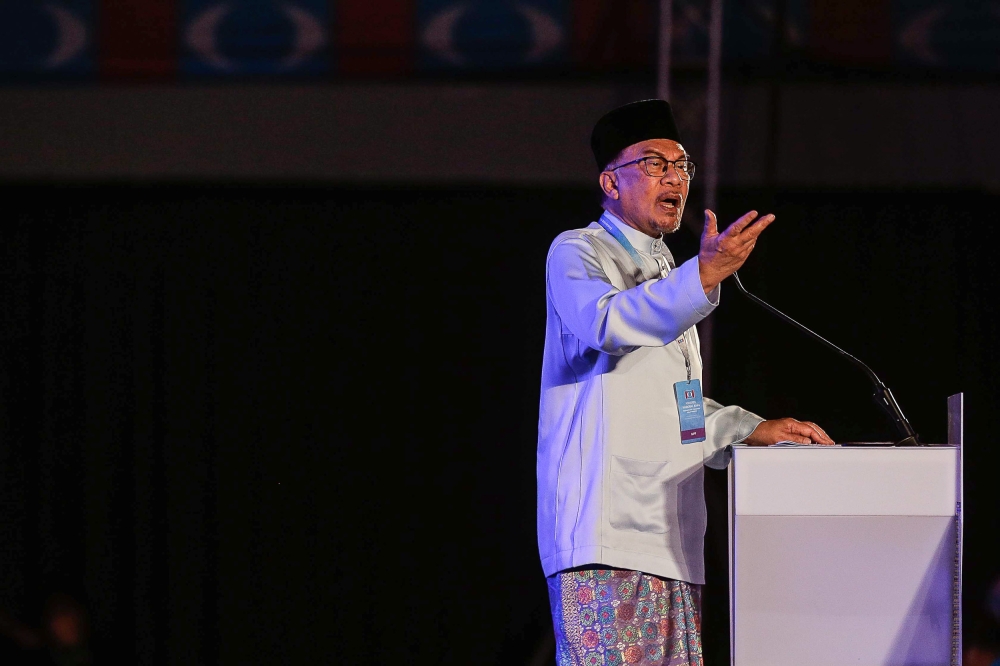 Prime Minister Datuk Seri Anwar Ibrahim who is also PKR President deliver his closing speech during the Special PKR Congress at Malawati Stadium March 18, 2023. — Picture by Sayuti Zainudin