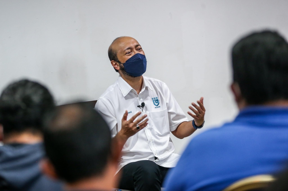 File picture shows Parti Pejuang Tanahair (PEJUANG) President Datuk Seri Mukhriz Mahathir speaking during a press conference in conjunction with the Johor state election at the Grand Paragon Hotel, Johor Baru, March 10, 2022. — Picture by Hari Anggara